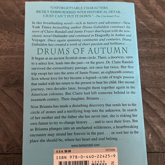 Outlander 4 books Outlander, Dragonfly in Amber, Voyager, Drums of Autumn - Picture 13 of 13